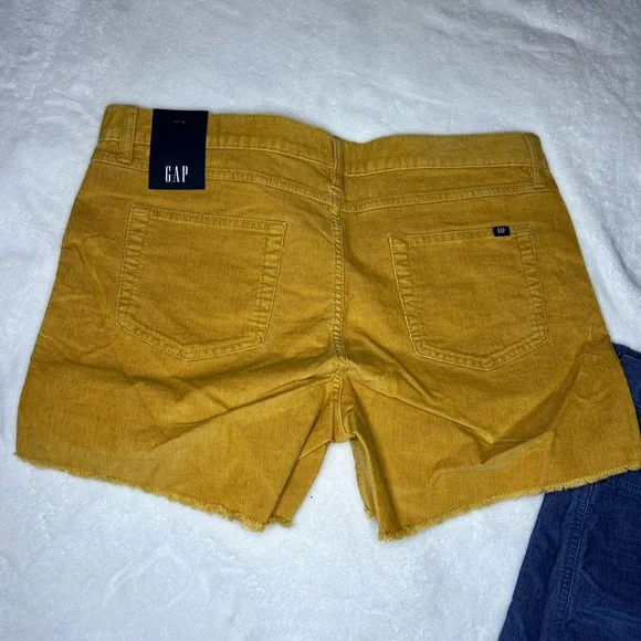 Gap Corduroy Shorts - 2 pair - Picture 6 of 7
